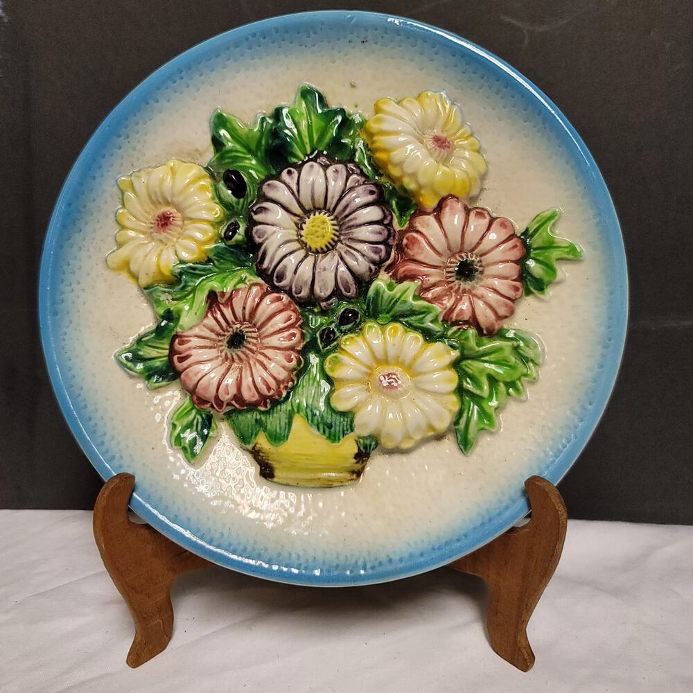 RIES Japan Vintage Flower Bouquet Decorative Plate Blue Rim Floral Centerpiece
